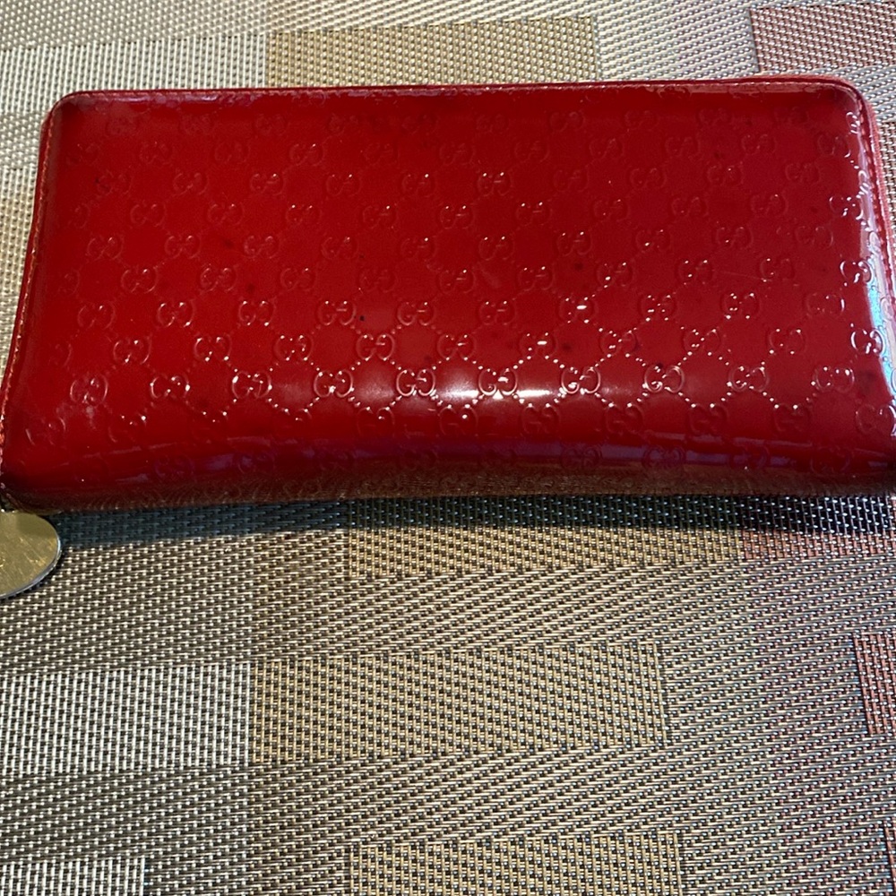 431190X GUCCI Leather Wallet